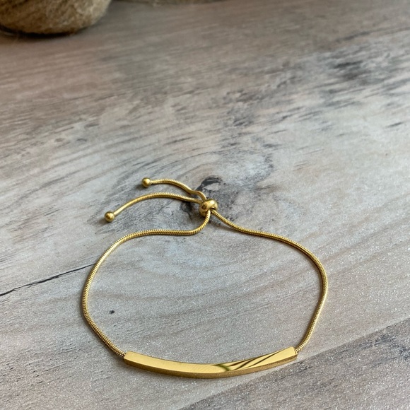 COPY - Gold Curved Bar Bracelet with Pull Ties - Picture 1 of 6